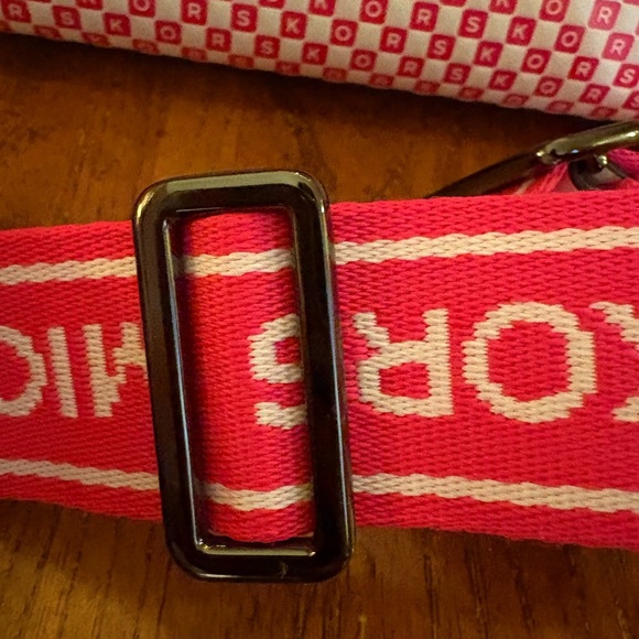 Michael Kors Whitney Medium Neon Checkerboard Logo Satchel Crossbody White/Pink - Picture 3 of 14